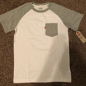Reg. $18 Levi’s pocket T-shirt